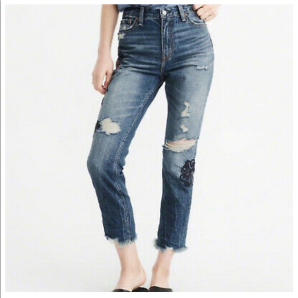 Abercrombie & Fitch Denim - A&F High Rise Boyfriend Embroidered Jeans - size 2